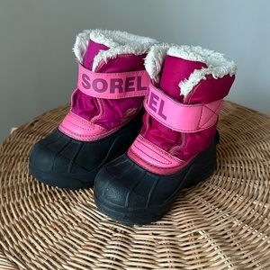 Sorel toddler size 8 pink winter boots